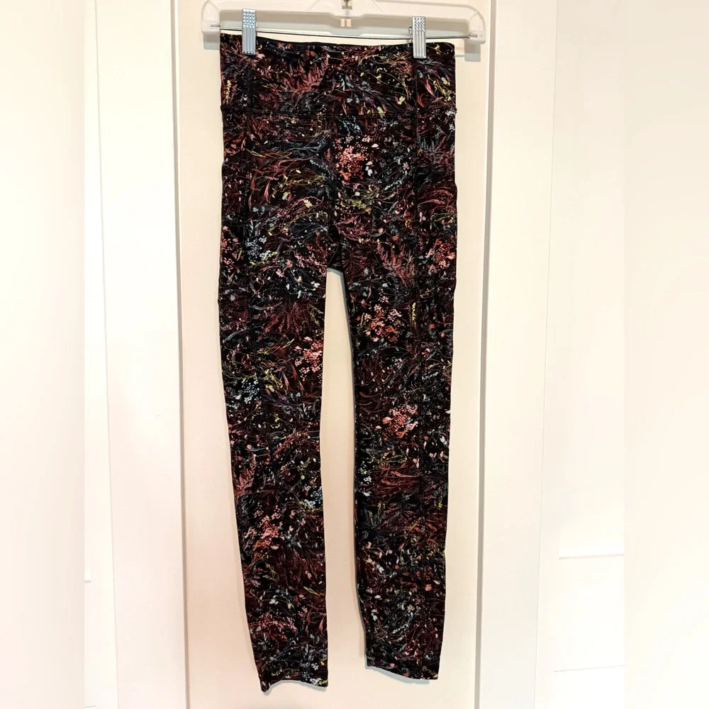 LULULEMON Athletica Invigorate High-Rise Tight 25